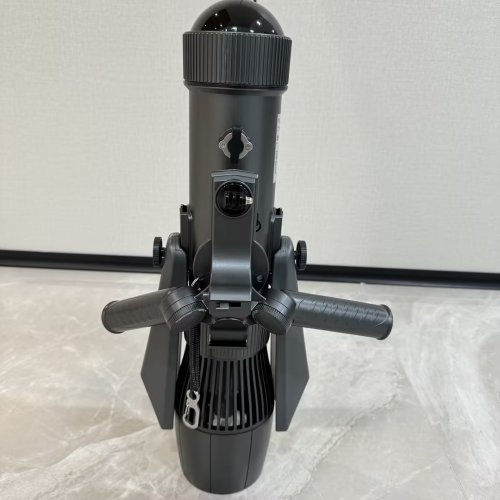 Afbeelding van Onderwaterscooter 900W – Verwijderbare Batterij & Zeepropeller voor Zwembad & Duiken