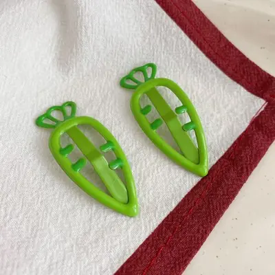 Image de Pinces à Cheveux Mignonnes pour Filles - Barrettes Radis Dessin Animé