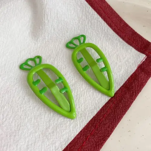 Image de Pinces à Cheveux Mignonnes pour Filles - Barrettes Radis Dessin Animé