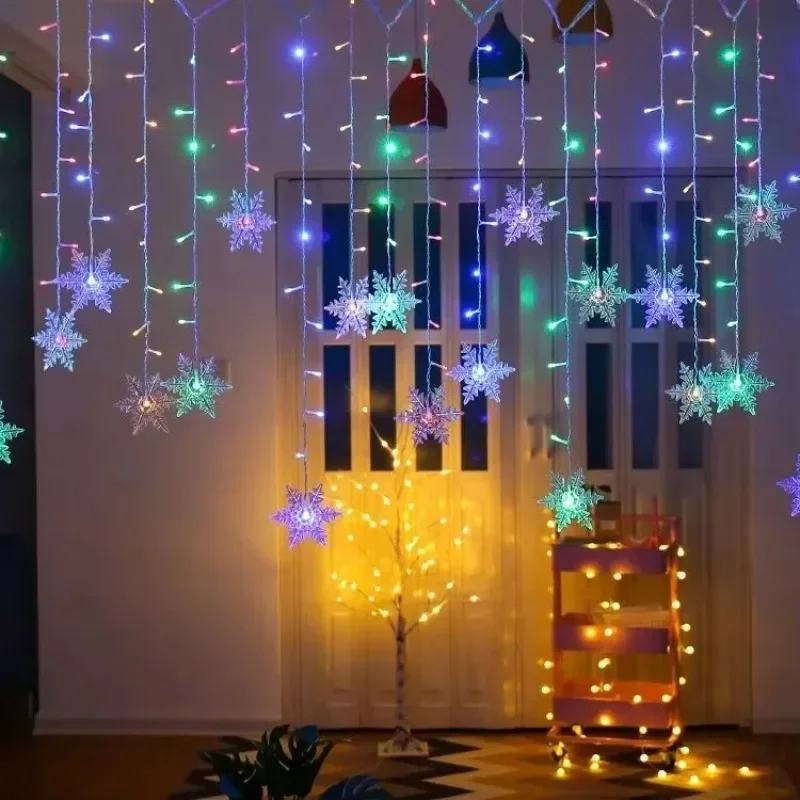 Afbeelding van Magische Kerst LED Sneeuwvlok en Ijspegel Gordijn Verlichting voor Binnen en Buiten – Fairy String Garland voor Thuis, Tuin, Feesten en Nieuwjaar 2025 Decoratie