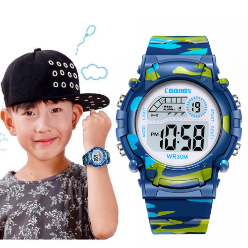 Immagine di Orologio Digitale per Bambini con Display LED, Design Mimetico Blu Navy, Impermeabile e Luminoso – Orologio Sportivo per Ragazzi e Ragazze Studenti
