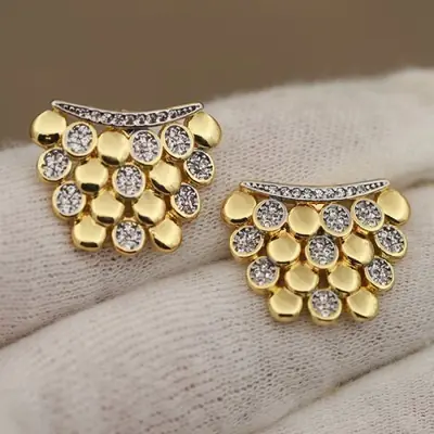 Image de Boucles d'oreilles géométriques en zircone - Design élégant & tendance