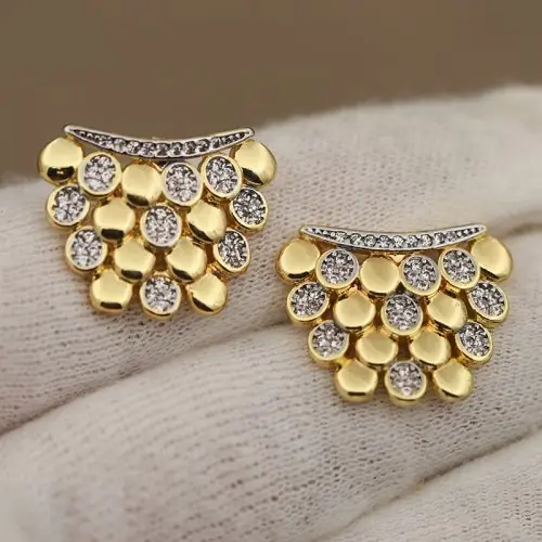 Image de Boucles d'oreilles géométriques en zircone - Design élégant & tendance