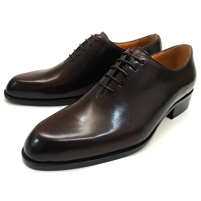 Immagine di Scarpe in pelle da uomo nuove Scarpe da lavoro business casual Oxford fatte a mano di alta qualità Scarpe da uomo comode stringate caffè nero