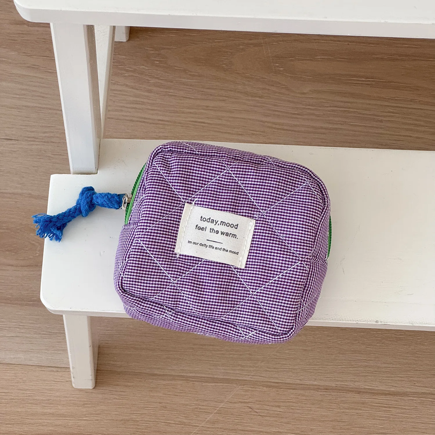 Bild von Retro-Clutch mit Plaid-Muster – Stilvolle Damenhandtasche