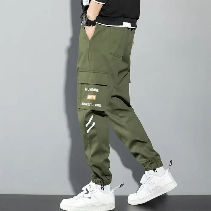 Image de Pantalons Cargo Camouflage Homme - Style Y2K & Streetwear
