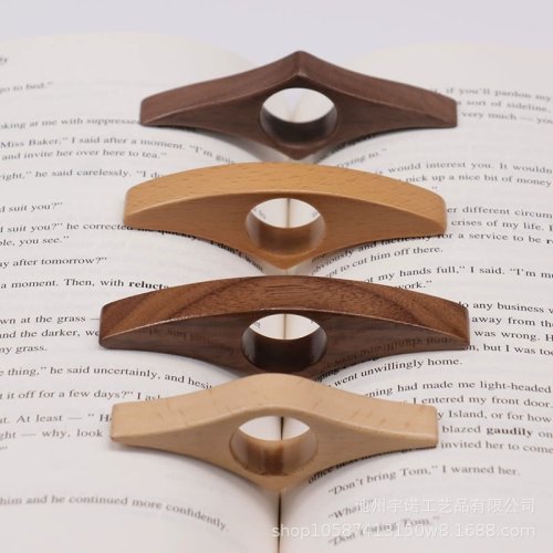Bild von Massivholz Daumen-Buchhalter mit Finger-Ring – Praktische Lesezeichen-Klemme für Buchseiten, ideal für Schule und Büro