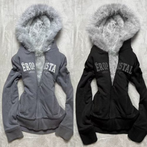 Zdjęcie Bluza damska z kapturem – styl Y2K & Harajuku
