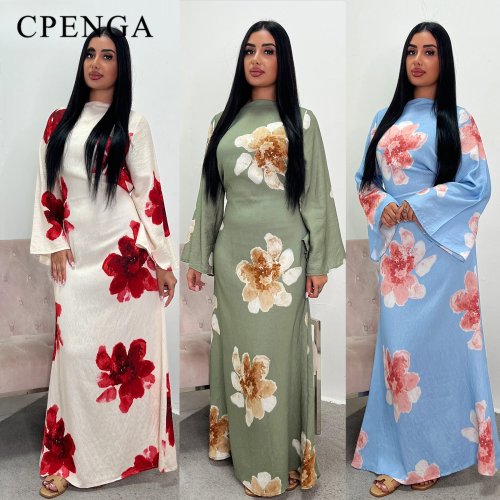Zdjęcie Elegancka sukienka maxi abaja z arabskim wzorem, dzwonkowate rękawy, zwiewna i skromna, z kwiatowym nadrukiem – muzułmańska sukienka długie, islamski strój wakacyjny, letnia szata damska