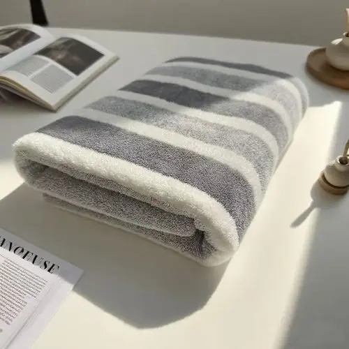 Servie de bain grise