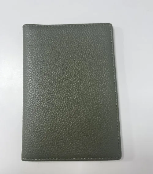 Verde oscuro