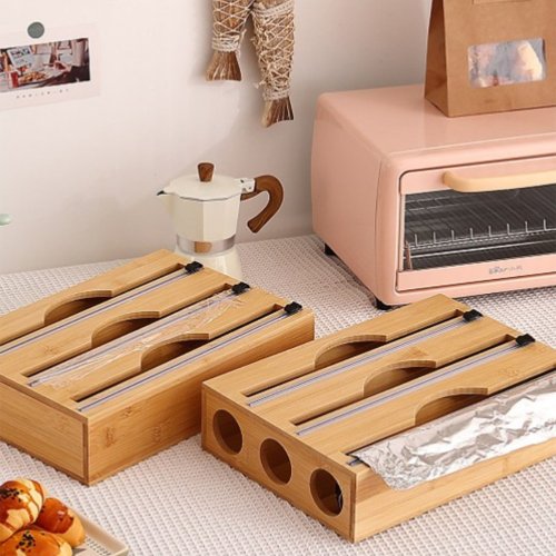 Immagine di Supporto in Legno per Pellicola e Sacchetti da Cucina con Taglierina Integrata – Organizzatore Pratico per Pellicole, Sacchetti di Plastica e Bambù Fresco