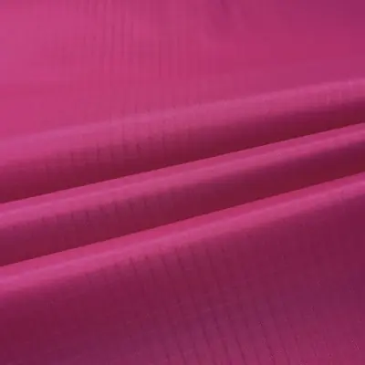 Image de Tissu Nylon Ripstop Léger et Imperméable - Idéal pour Cerfs-Volants & Sacs