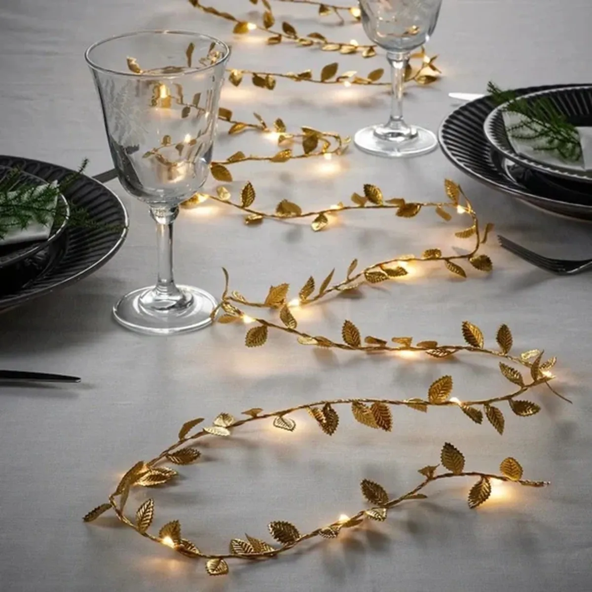 Imagen de Guirnalda de Luces LED con Alambre de Cobre, Hojas Plateadas y Doradas, Batería Incluida – Decoración Elegante para Bodas, Fiestas en Casa y Navidad – DIY