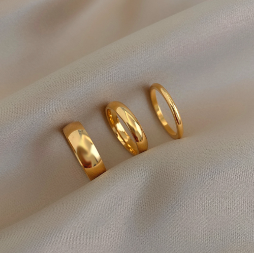 Afbeelding van Elegante Bezoedelde 2mm, 4mm en 6mm Roestvrij Staal 18K Vergulde Zilverkleurige Knokkelringen voor Dames – Minimalistische Gouden Ringen met Modern Design