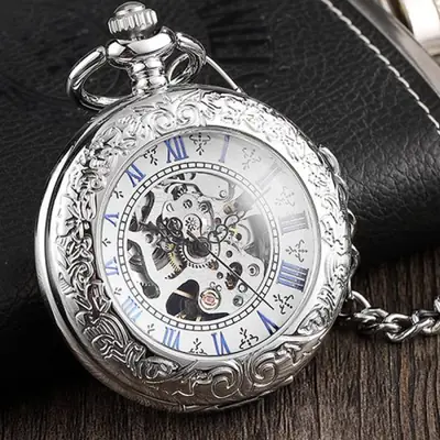 Image de Montre de Poche Steampunk Vintage Gravée à la Main