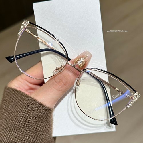 Imagen de Gafas de Moda con Diamantes y Protección Anti-Luz Azul