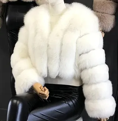 BIAŁY