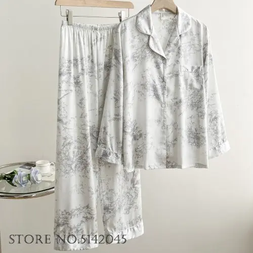 Image de Pyjama Dentelle Perlée Luxe - Ensemble 2 Pièces Femme