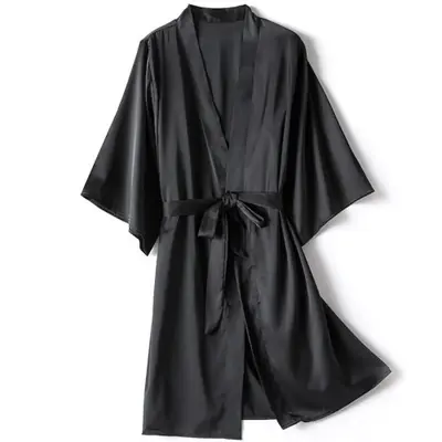 Image de Kimono Satin Élégant - Robe de Nuit Féminine & Séduisante