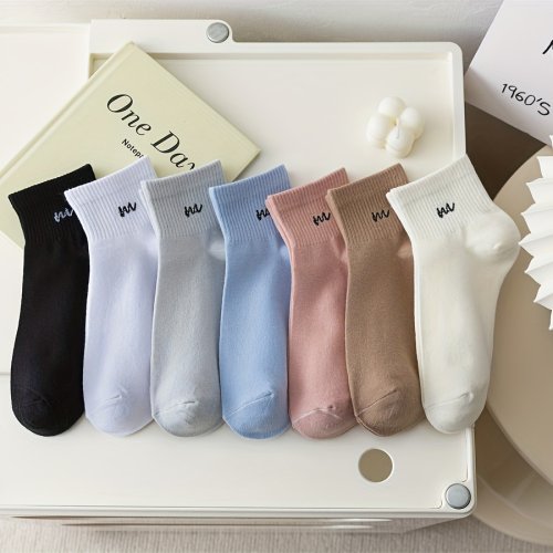 Image of 5 Pairs of Soft Breathable Letter Print Ankle Socks for Women – Comfortable, Stylish, and Perfect for Everyday Wear