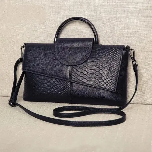 Image de Sac à Main en Cuir Souple - Élégance & Style Féminin