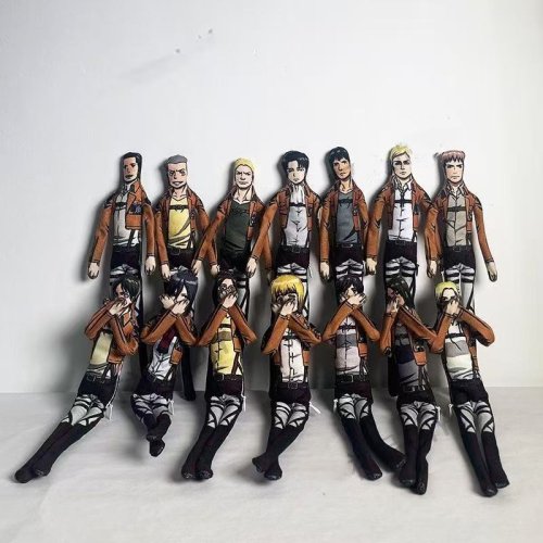 Afbeelding van Anime Aanval op Titan Eren Jaeger Cosplay Pluche Pop met Draadspierstructuur – Gevulde Actiepop voor Fans en Collectie