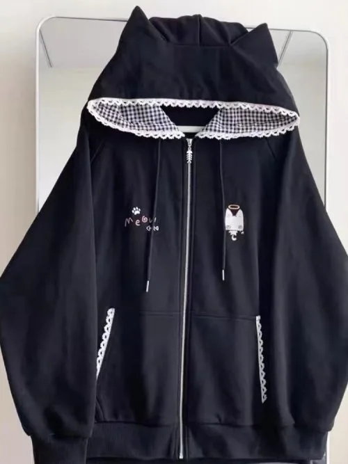 818Black