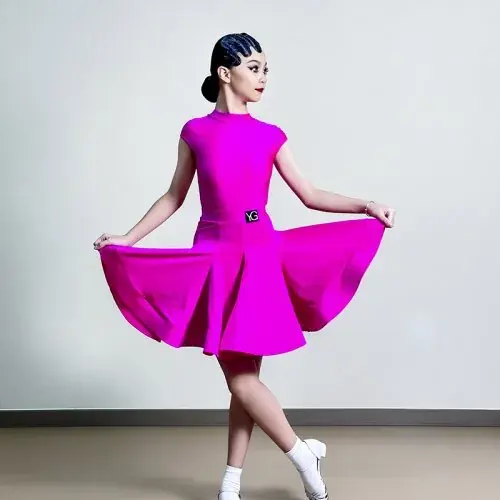 Image de Robe de Danse Latine avec Franges - Style Élégant & Dynamique
