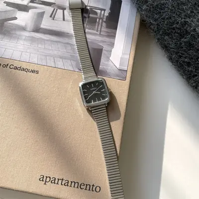 Image de Montre Femme Rétro Élégante - Bracelet Acier Inoxydable