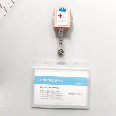 Image de Badge Rétractable Mignon pour Infirmière et Médecin