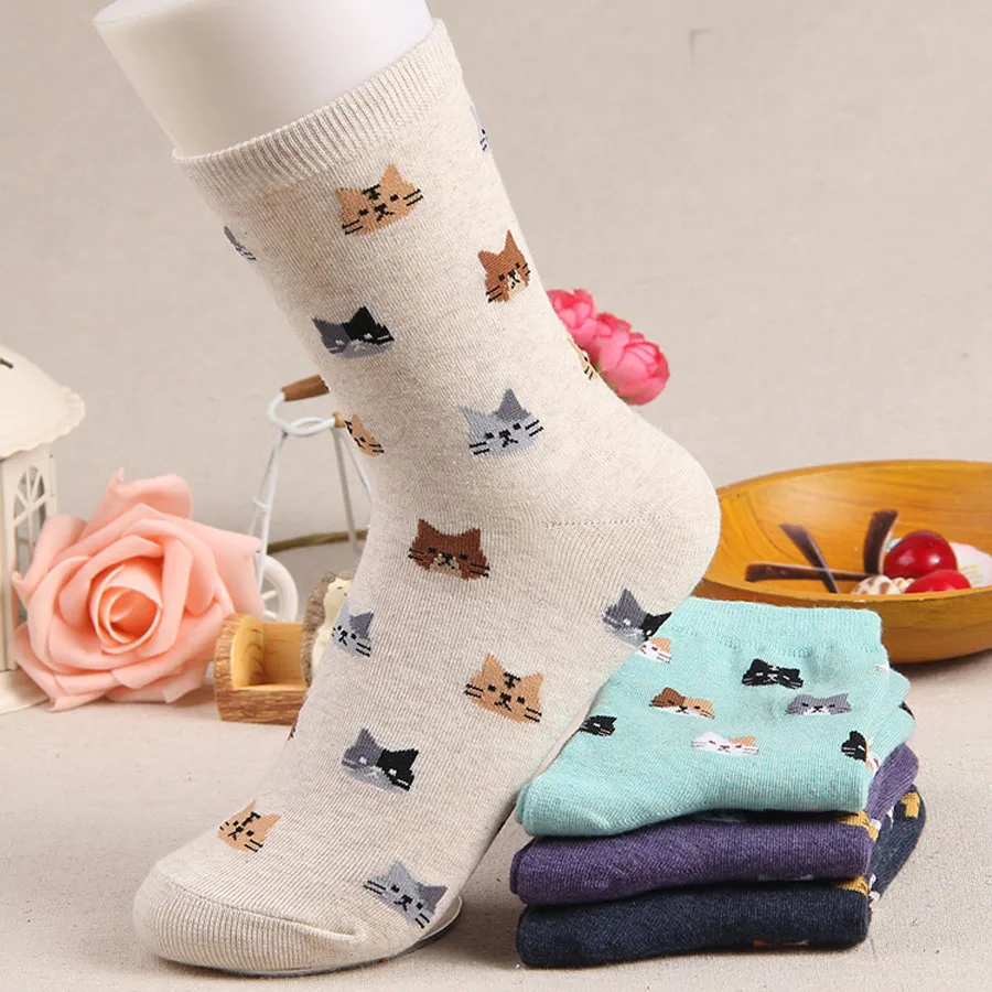Image of Cute Korean Cartoon Cat Print Women's High-Length Kawaii Socks in Japanese Harajuku Style – Soft Cotton Crew Socks for Casual Streetwear Fashion