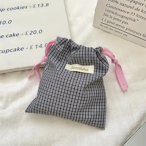Image de Sac de Maquillage à Carreaux - Rangement Pratique & Mignon