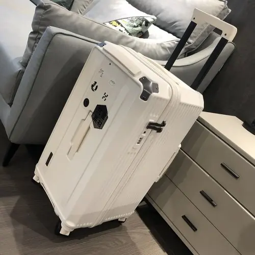Biały
