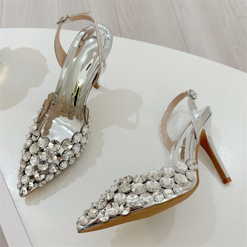 Afbeelding van Zilverkleurige Stiletto Pumps met Strass en Holle Band – Elegante Hoge Hakken voor Bruid of Zomerfeest