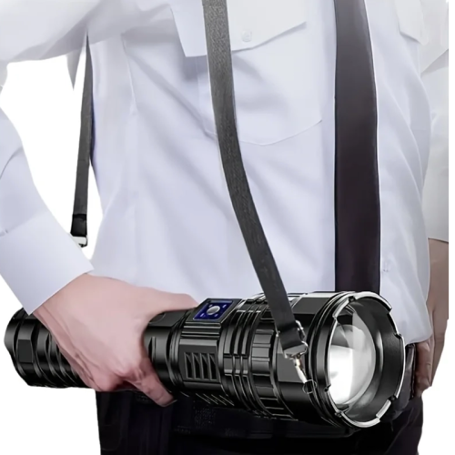 Immagine di Torcia Tattica LED da 1000W con Batteria Integrata 15000mAh, Luce d'Emergenza Potente da 990000000 Lumen, Raggio di 9 km - Lampada Portatile ad Alta Intensità per Situazioni Critiche