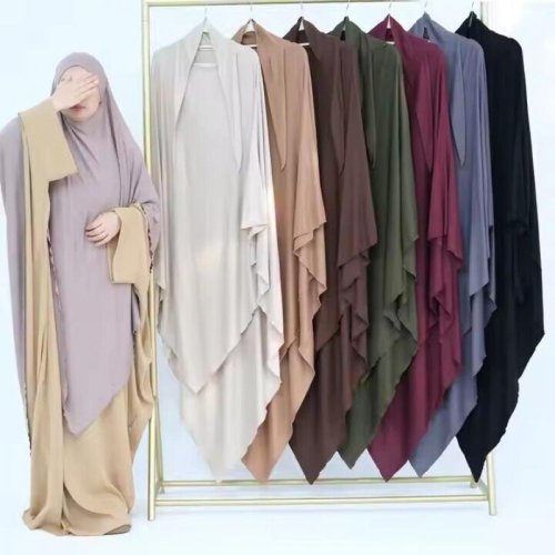 Image of Elegant Full Coverage Muslim Hijab Turban for Women – Instant Islamic Prayer Headwrap with Shawl & Arab Scarf Design for Ramadan, Eid, and Daily Wear