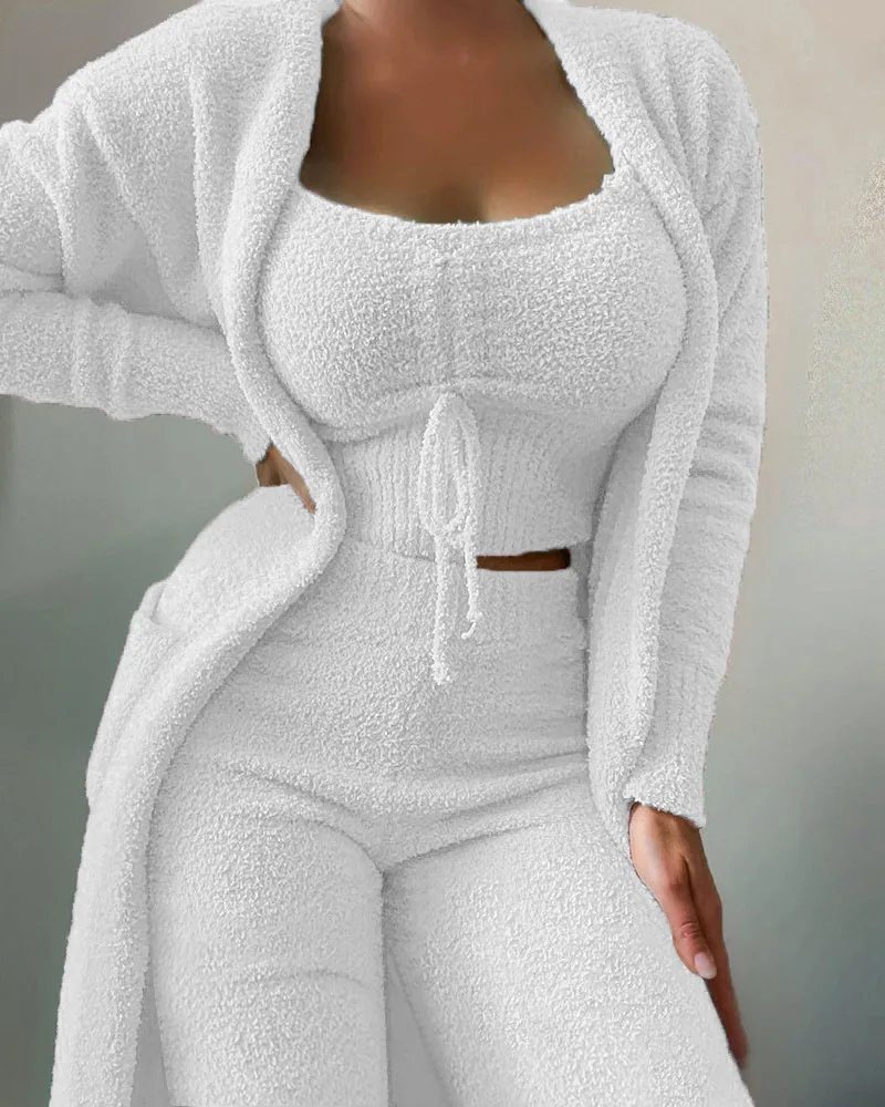 Immagine di Pigiama in Peluche Invernale Donna - Set 3 Pezzi