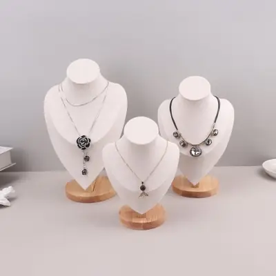 Image de Présentoir de Bijoux en Velours - Buste Mannequin Élégant
