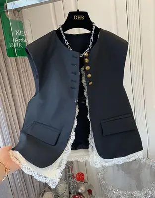Image de Gilet Dentelle Patchwork Femme - Style Vintage Chic