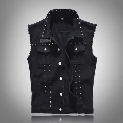 Image de Gilet en jean homme punk avec rivets - Coupe ajustée