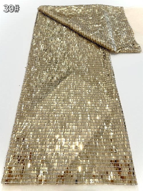 Afbeelding van Elegante Witte Gouden Franse Kant met Pailletten - Luxe Nigeriaanse Tule Stof voor Naaien en Borduren, 5 Yard