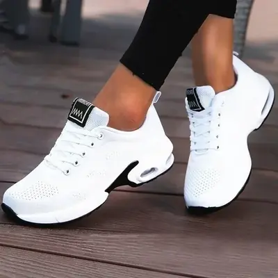 Image de Baskets Femmes Personnalisables 2025 - Style Décontracté & Confort