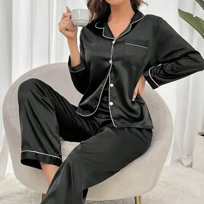 Image de Pyjama Femme Satin 2 Pièces - Confort & Élégance