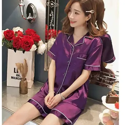 Image de Pyjama Soie Femme - Élégant & Confortable