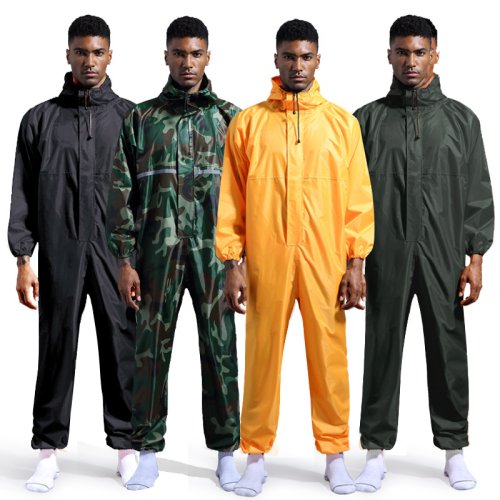 Imagen de Mono Impermeable con Capucha - Protección Total para Trabajo Industrial