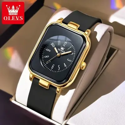 Image de Montre Femme Quartz à Boîtier Carré - Bracelet Silicone, Chiffres Arabes