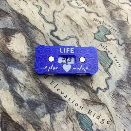 Opaque foncé bleu