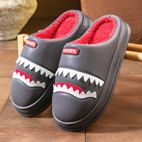Image de Pantoufles Homme Confortables & Antidérapantes - Design Requin Mignon