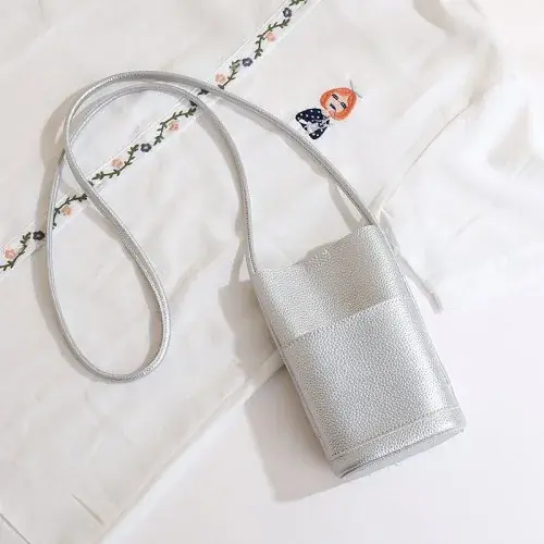 Image de Sac à Main Femme en Cuir PU - Grand, Élégant & Pratique